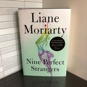 EUC Nine Perfect Strangers hardcover